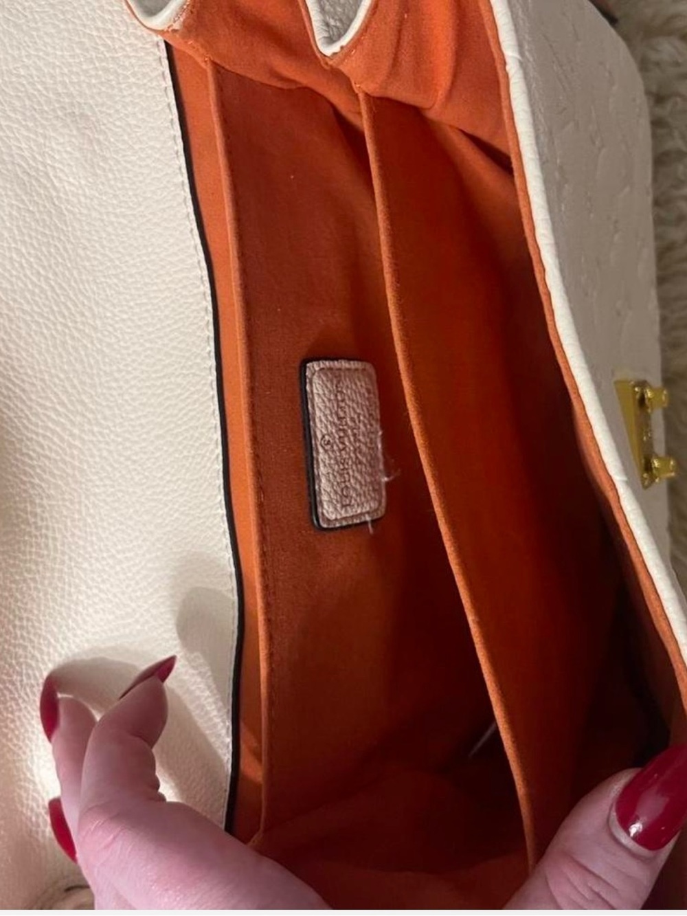 ‼️WOW‼️Source Unknown White Embossed Monogram bag with Brown Wrapped Handle‼️ - Picture 8 of 10